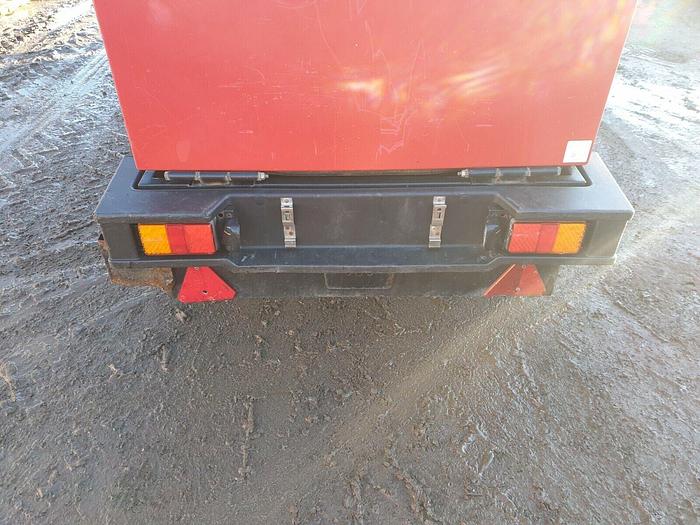 Used DOOSAN INGERSOLL RAND 7/31E DIESEL PORTABLE AIR COMPRESSOR WITH 110V GENERATOR