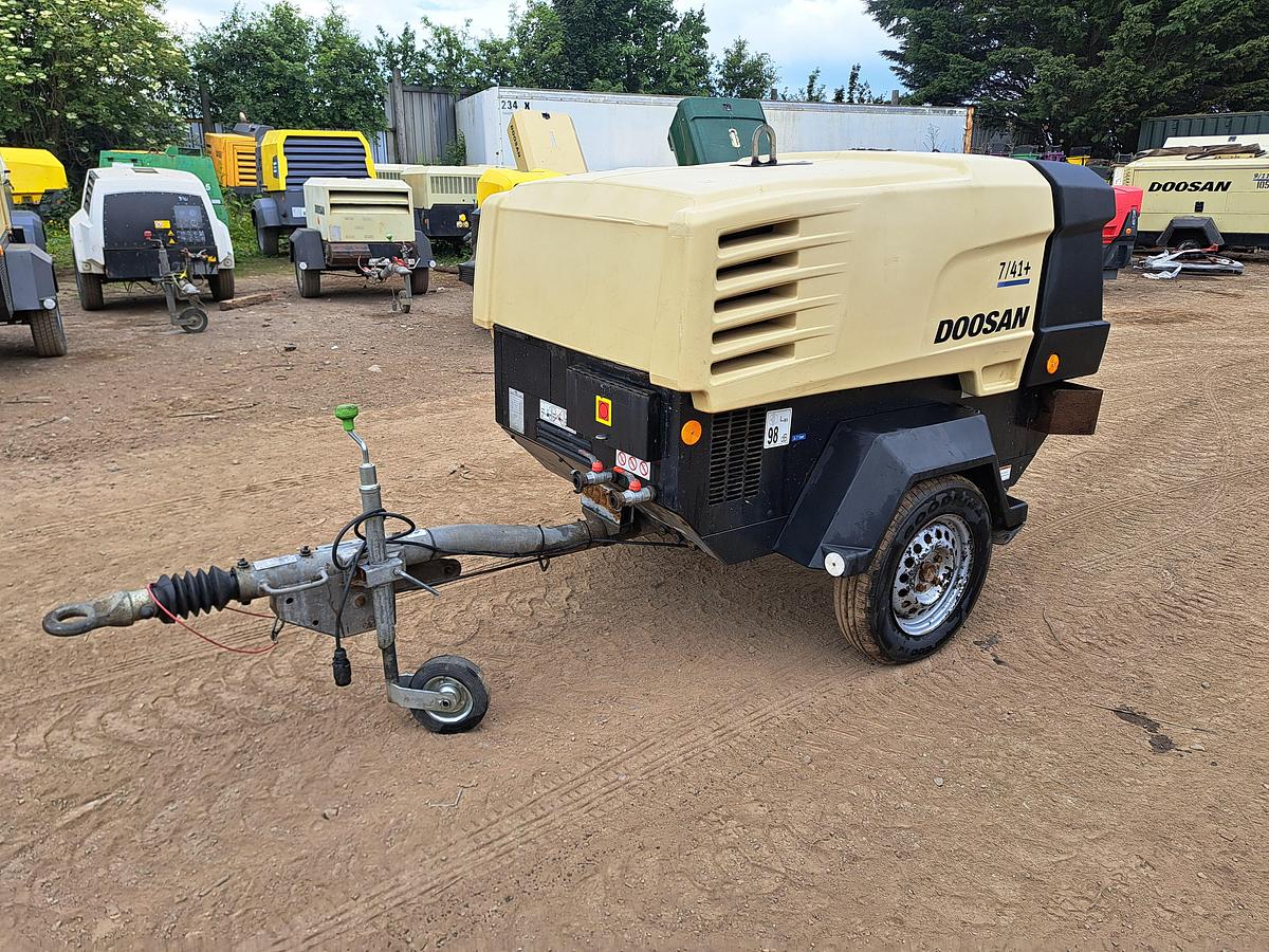 Used Doosan 741+ 102 hours only