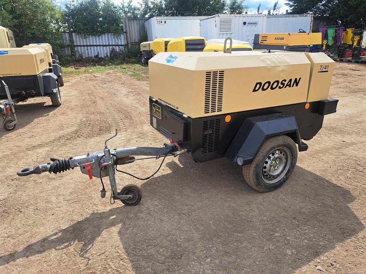 Used Doosan 741,140cfm 