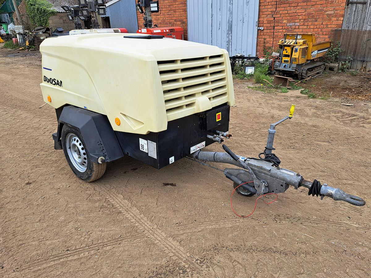 Used Doosan 7/31 compressor 
