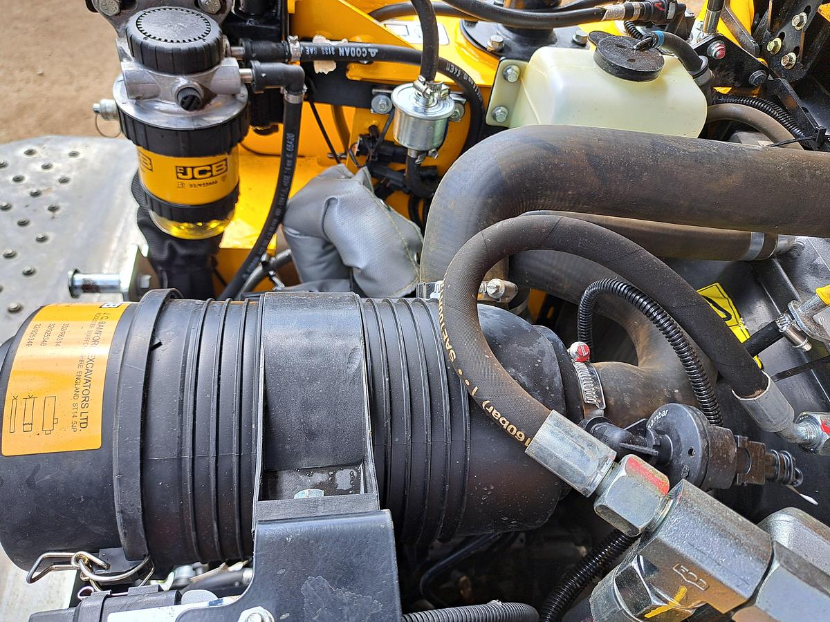 Used Jcb 1T-2 Dumper High Tip