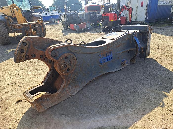 Used Vtn CI2000 shear