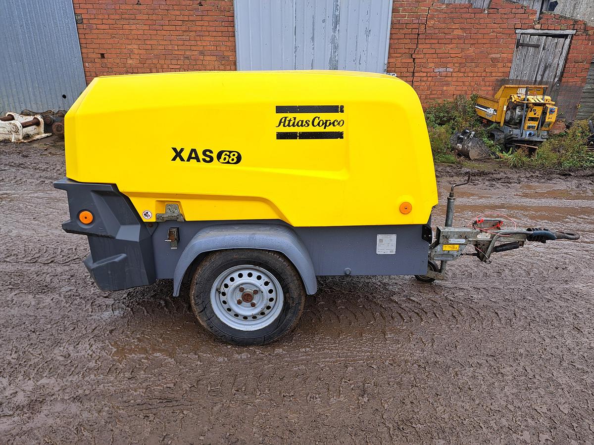 Used Atlas copco xas68