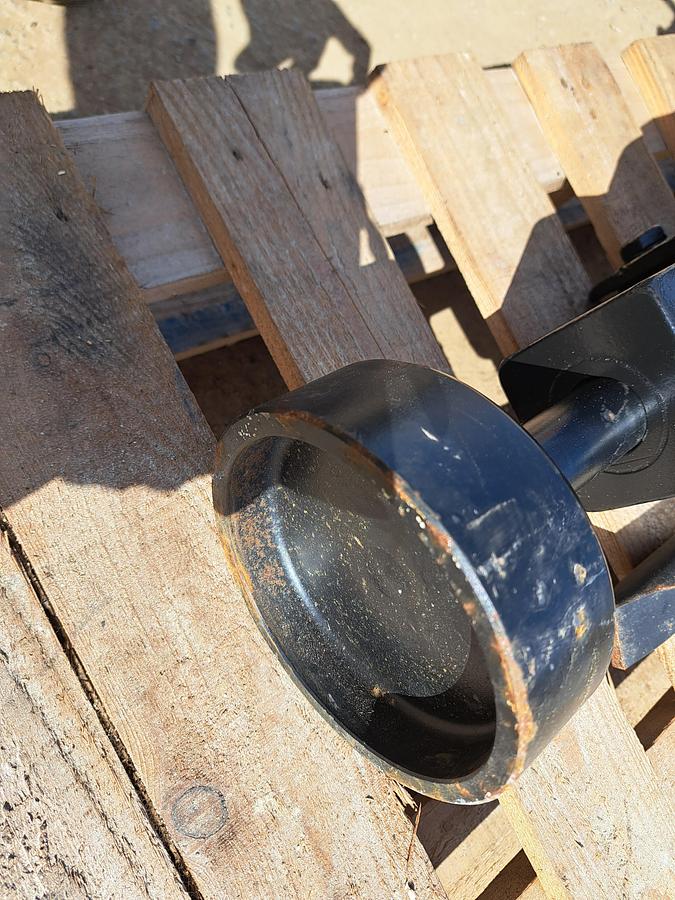 Refurbished Jcb HM012T breaker post knocker 