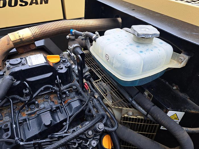 Used 2017 Doosan 7/41