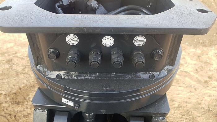 Selector Grab Suit 4 to 8 Tonne Machine