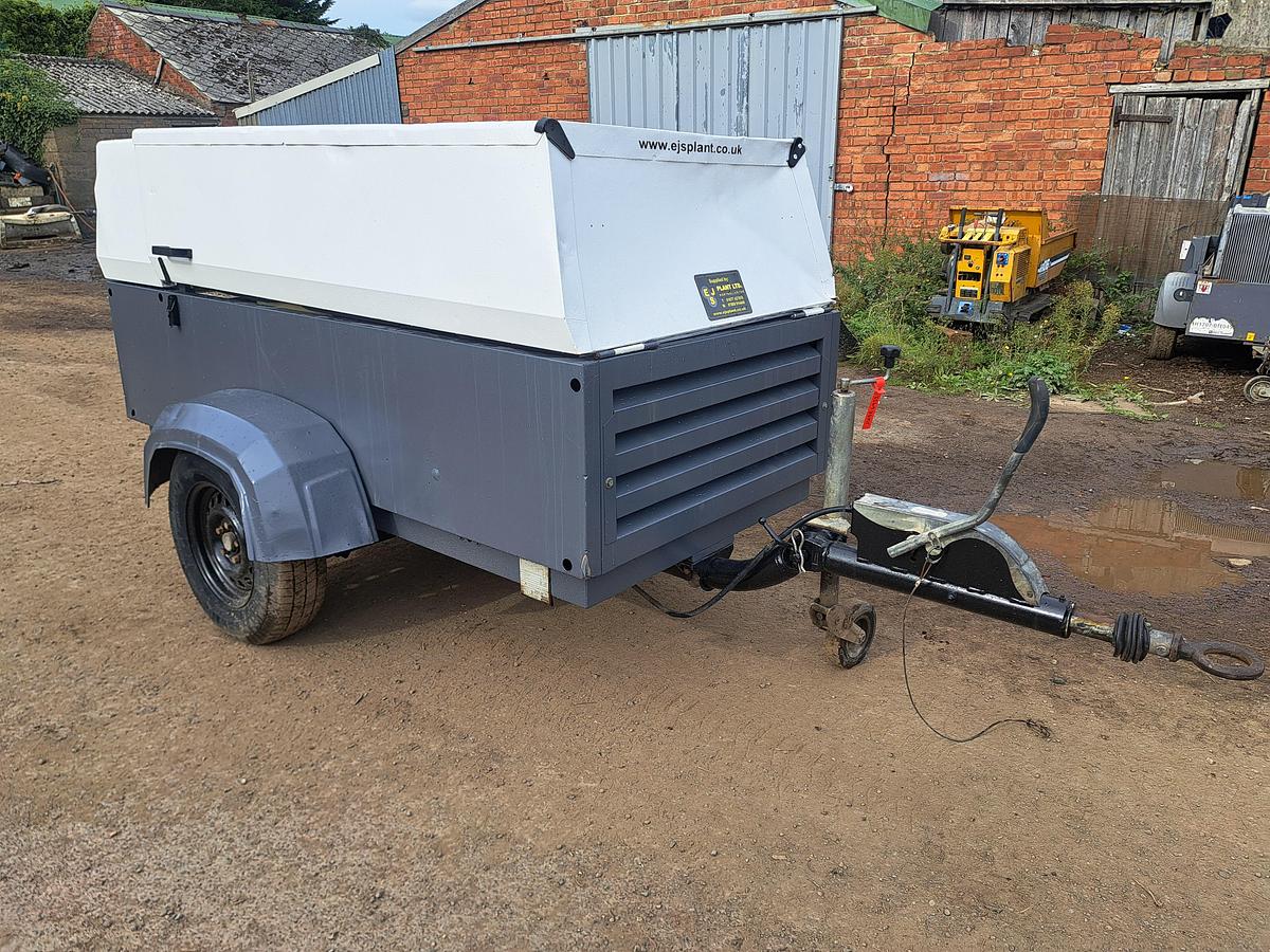 Used Atlas copco xas137