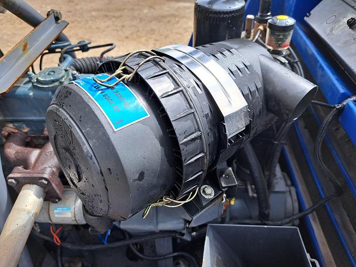 Used Atlas copco xas47 compressor