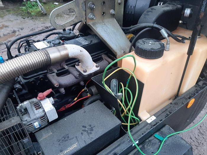 Used DOOSAN 7/41E DIESEL PORTABLE AIR COMPRESSOR GENERATOR