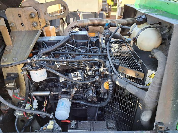 Used Doosan 7/41 compressor generator