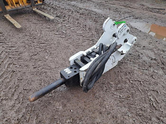 Used Furukawa HB5-G Breaker Excavator Digger JCB 3CX