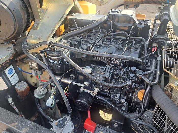 Used Doosan 7/41 compressor generator