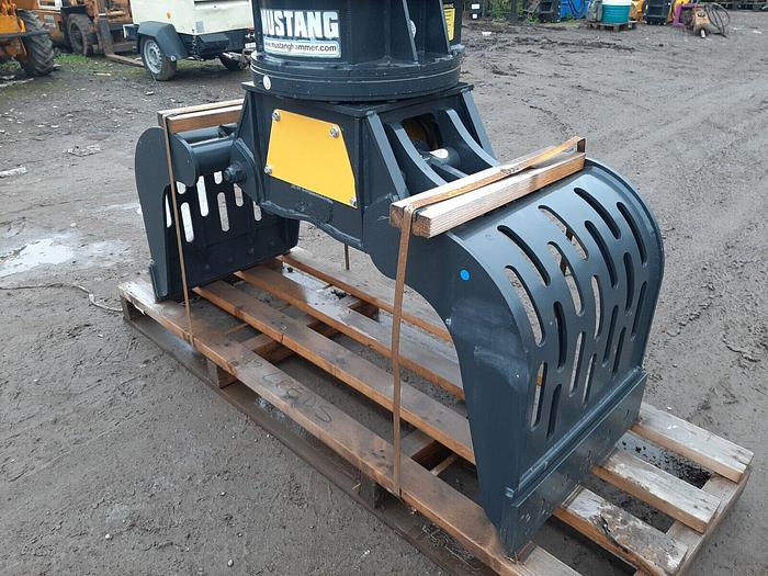 Selector Grab Suit 8 to 13 Tonne Machine