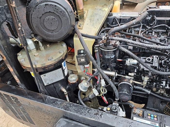 Used DOOSAN INGERSOLL RAND 7/41+ DIESEL PORTABLE AIR COMPRESSOR Low Hours