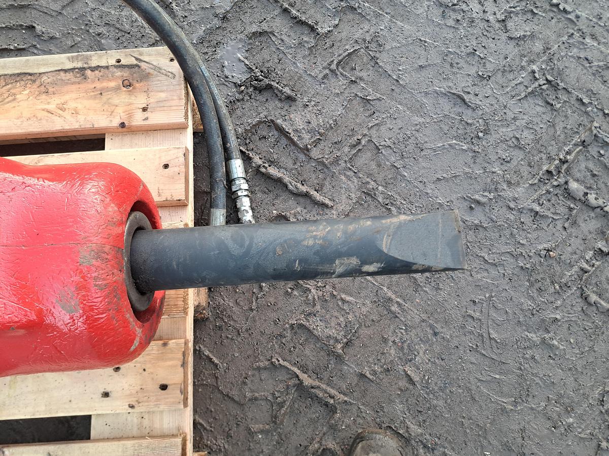 Refurbished Rammer 777