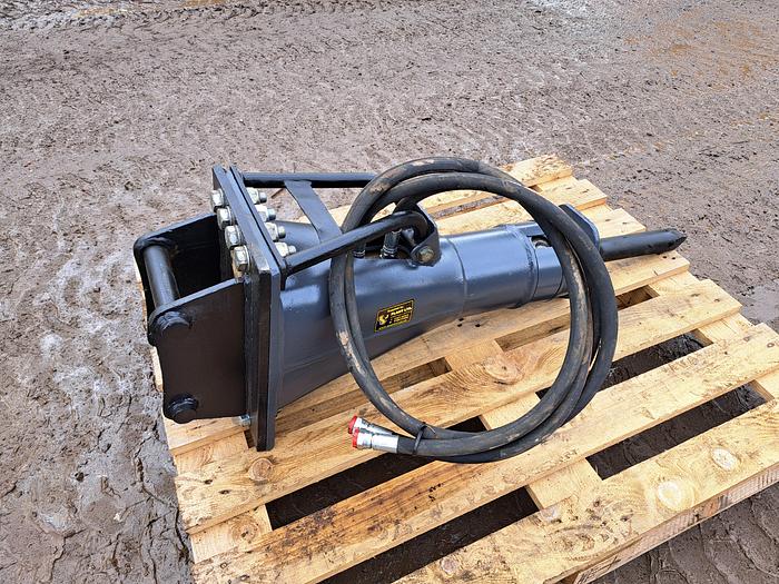 Refurbished Bobcat HB680