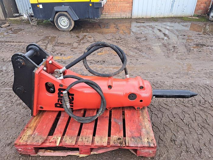 Used Rammer 999 Hydraulic Breaker Digger Excavator