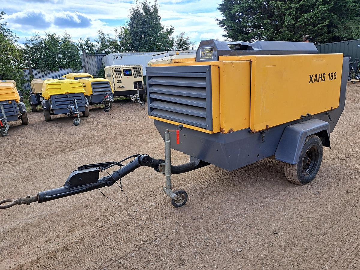Used Atlas copco xahs 186