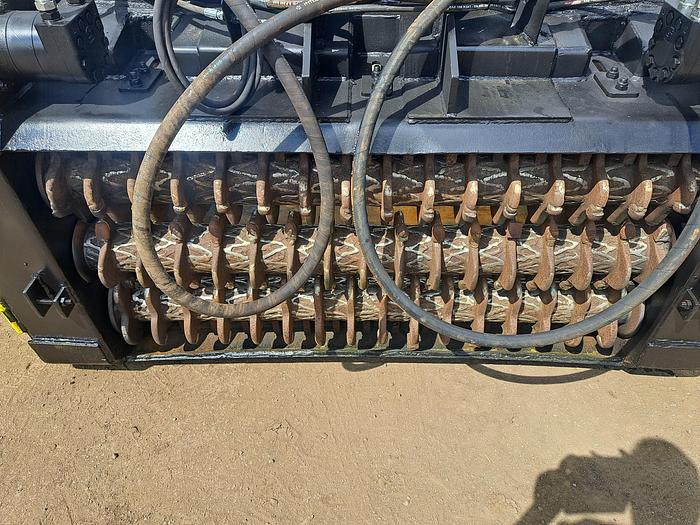 Used Remu Screening bucket