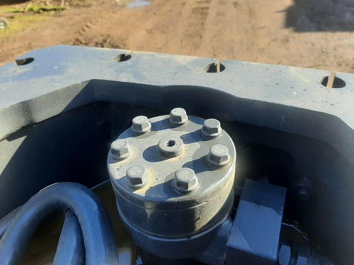 Mustang Selector Grab Suit 13 to 22 Tonne Machine