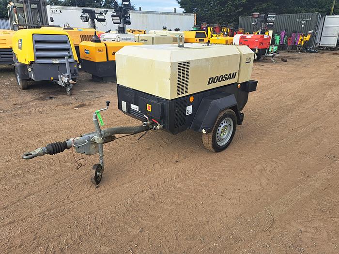 Used 2016 Doosan 7/41