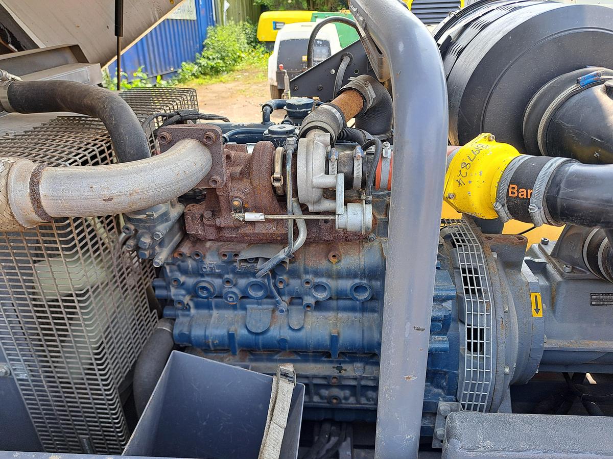 Used Atlas copco xas137