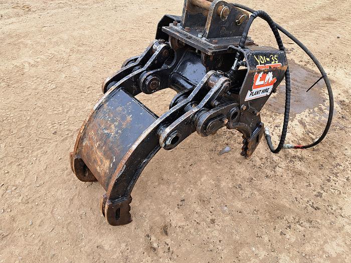 Used 5 tyne hydraulic grab