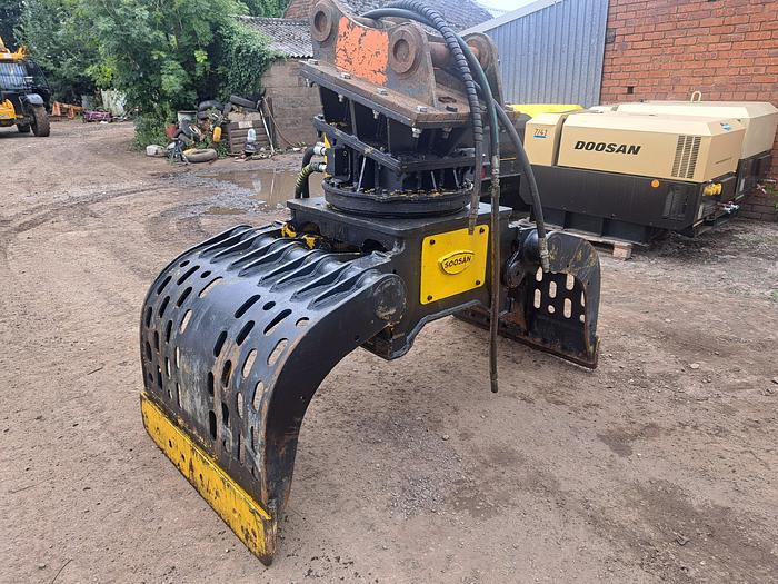 Used Soosan selector grad