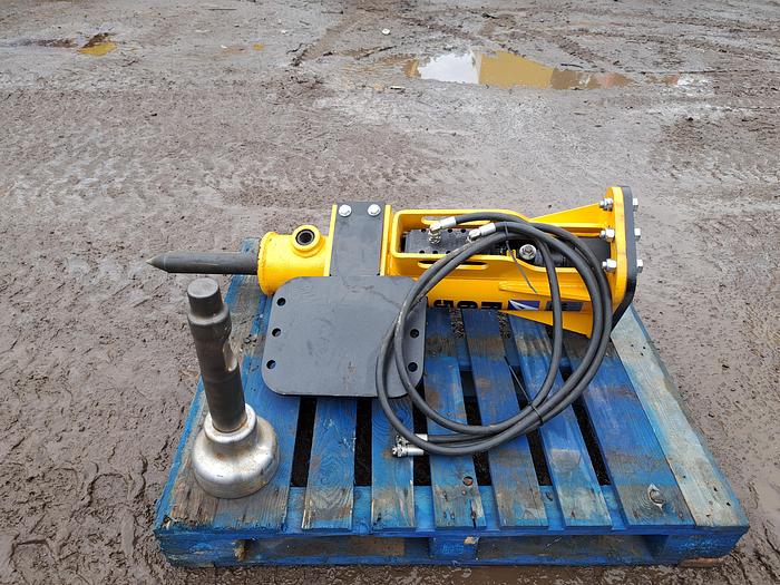 Refurbished Arrowhead R65 post driving hammer breaker