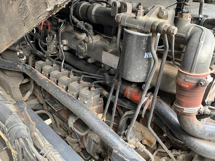 Used 2001 DAF 95 xf 430 euro 3 manual