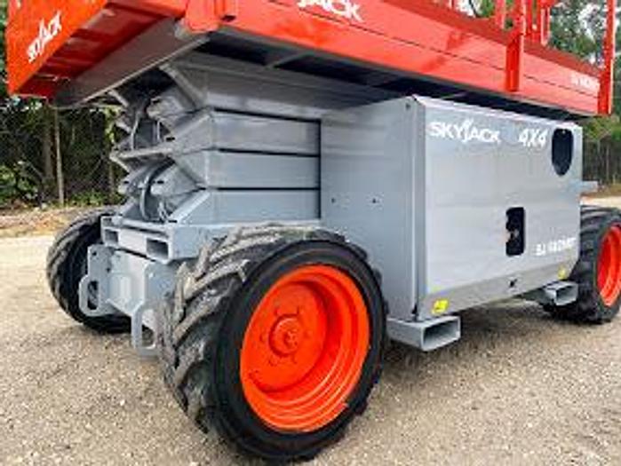 Used 2010 SKYJACK 6826RT