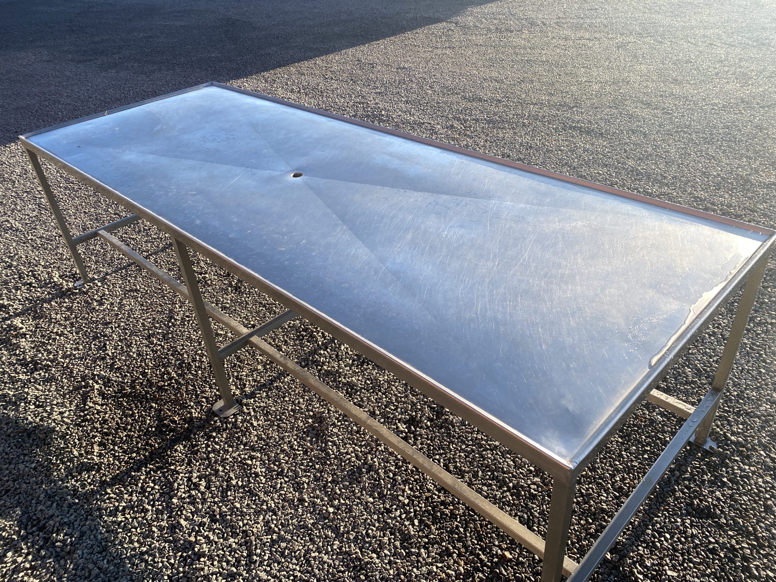 Begagnad Rostfritt Korvbord 280x100cm