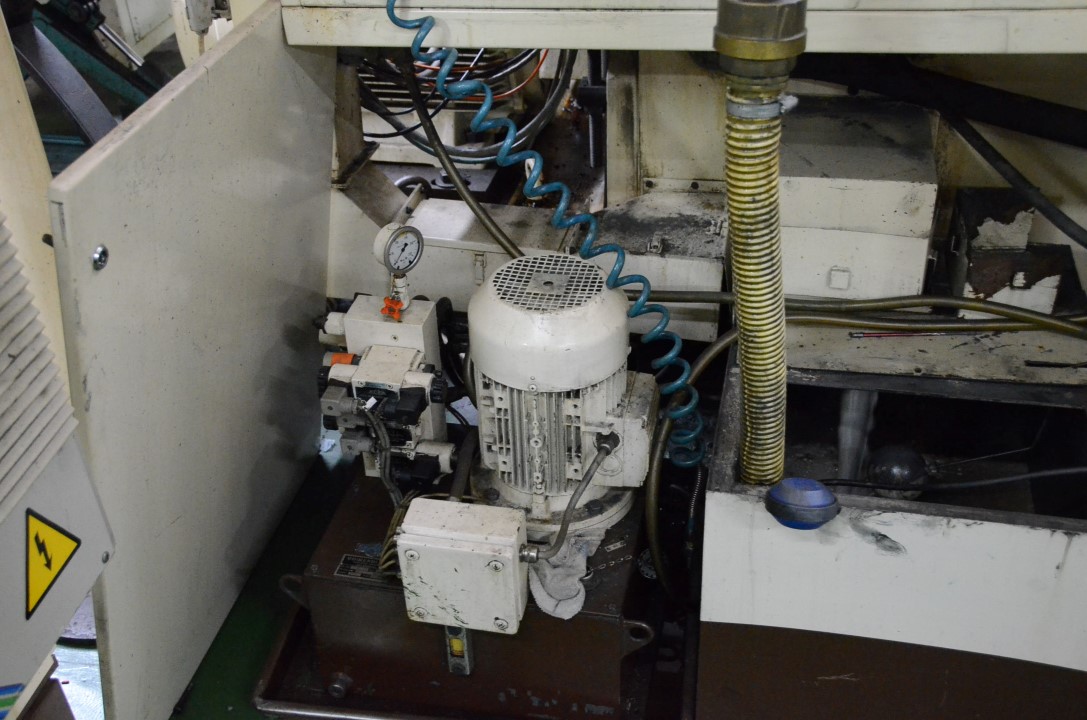 Usado 2000 ESTARTA 327 CNC Rectificadoras sin centros #4435