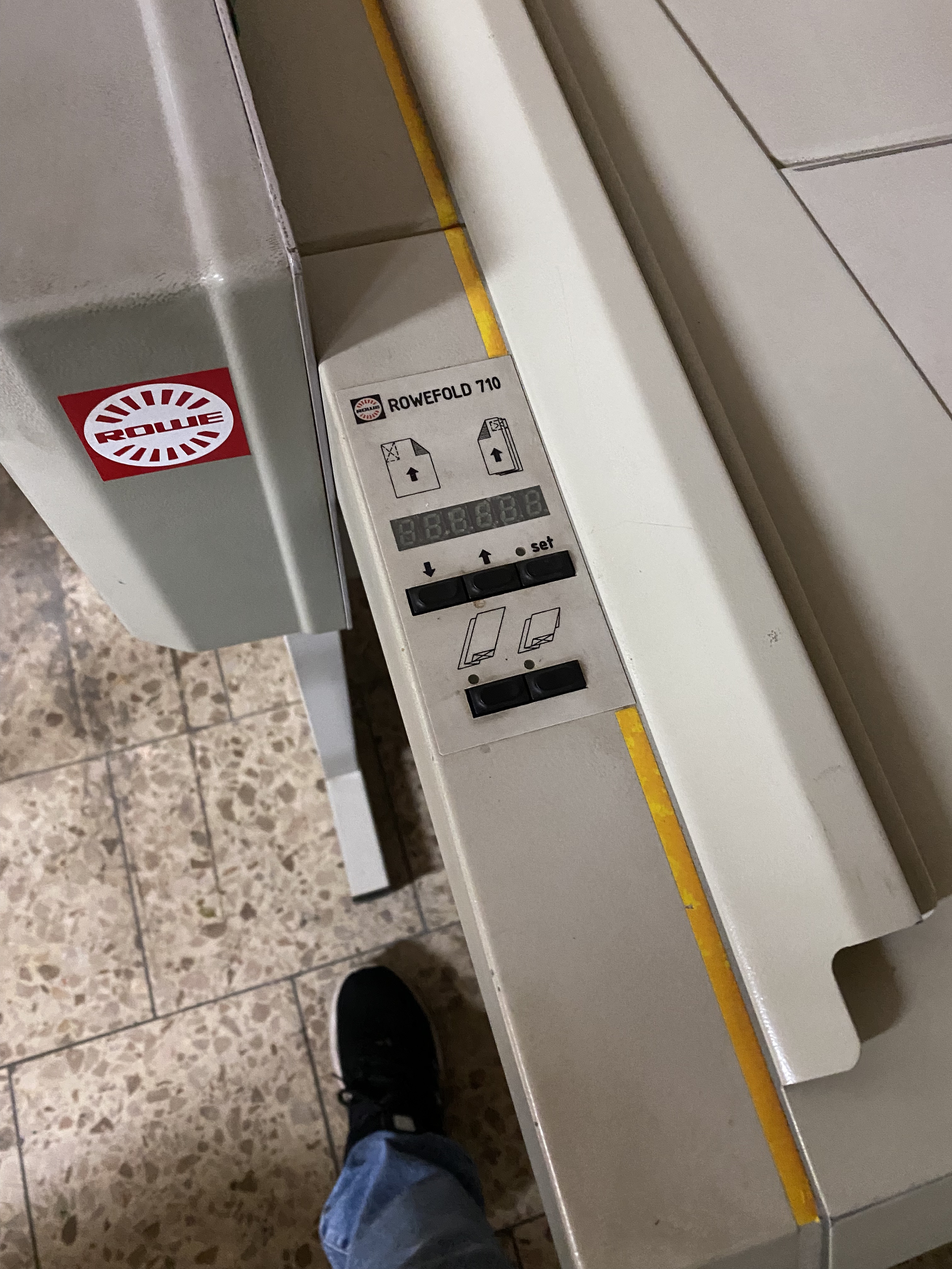 Neu Roth + Weber 710-2