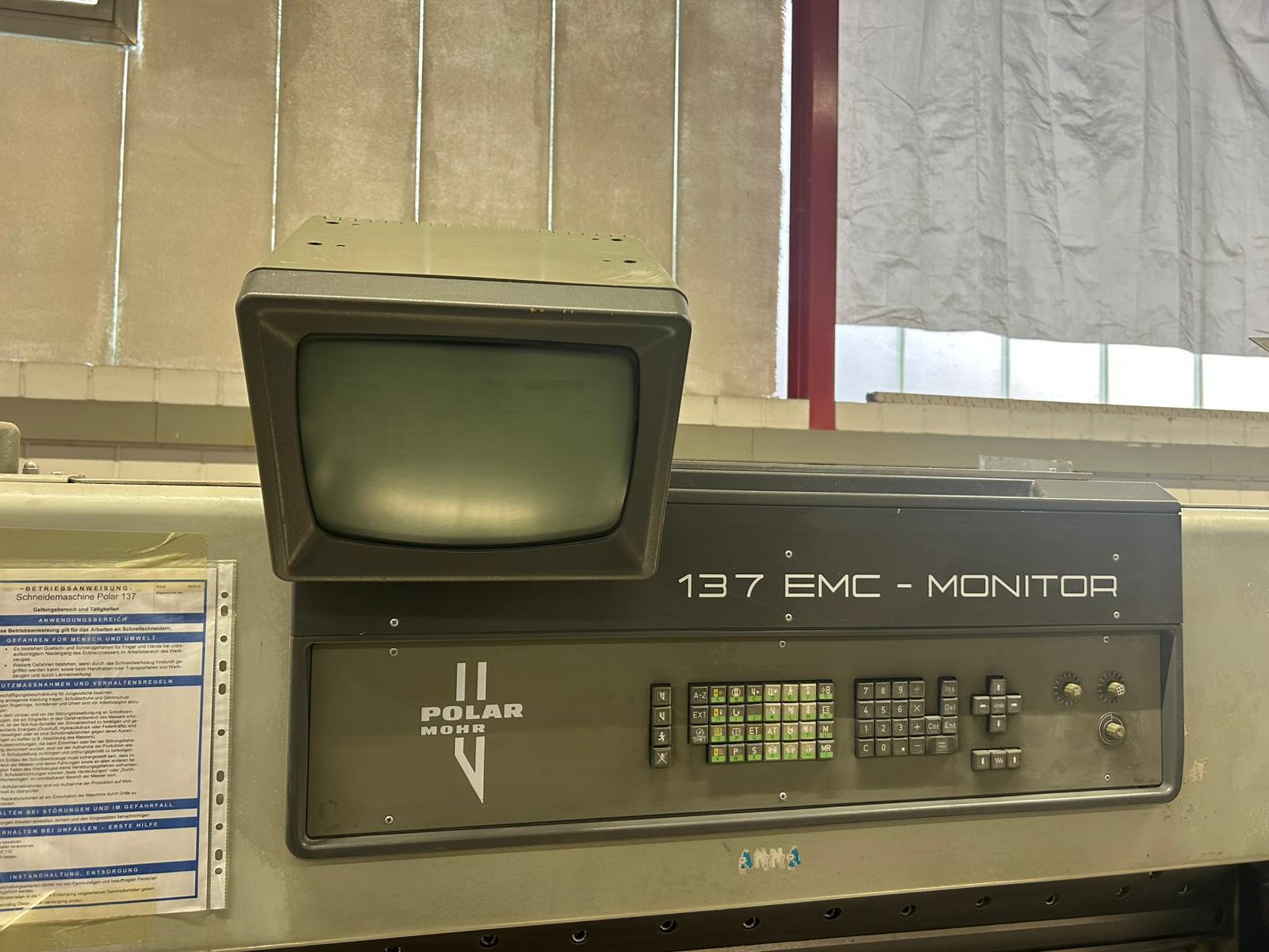 Neu Polar 137 EMC-MON