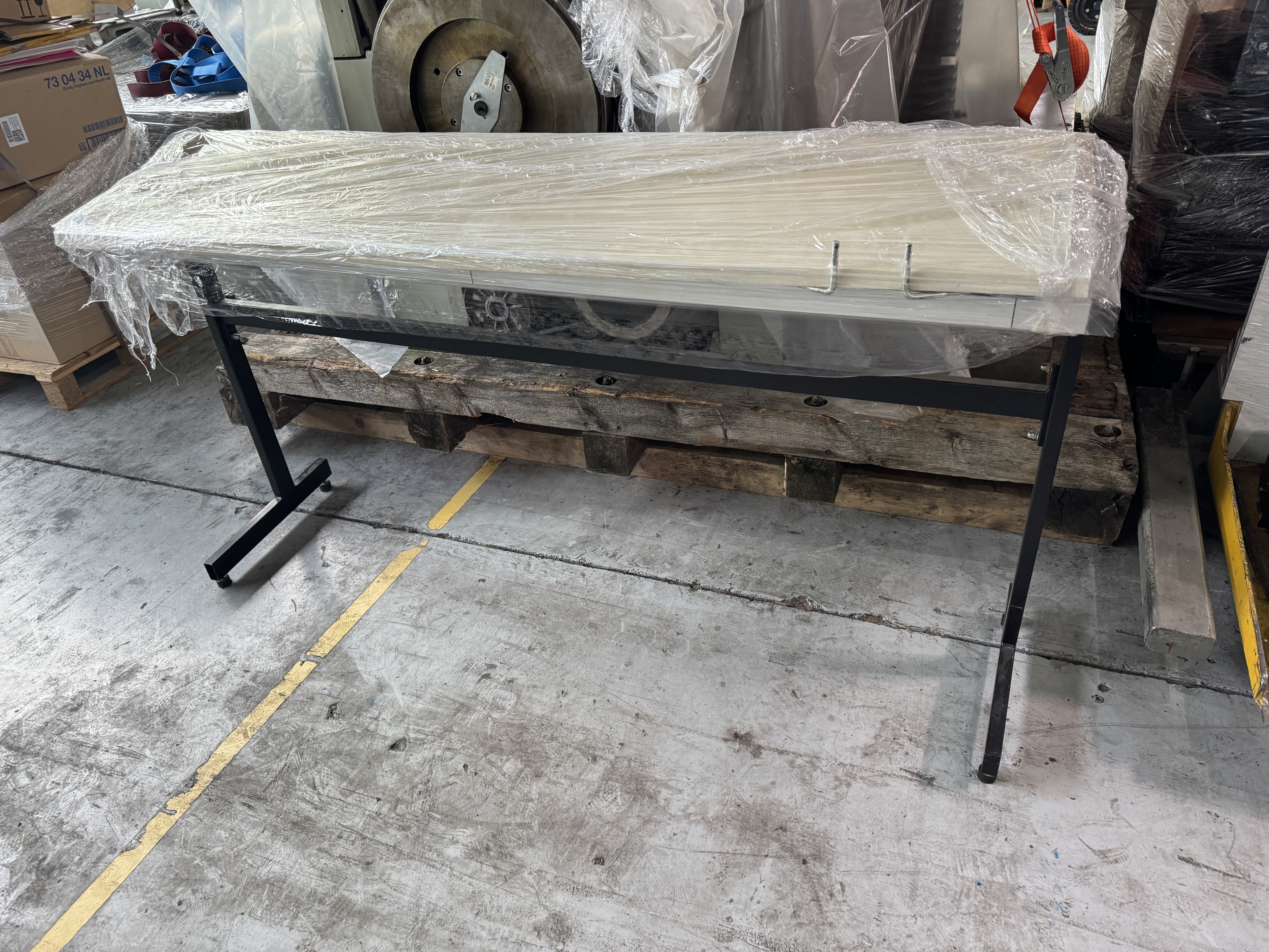 Neu Rowe 59 Schneidtisch