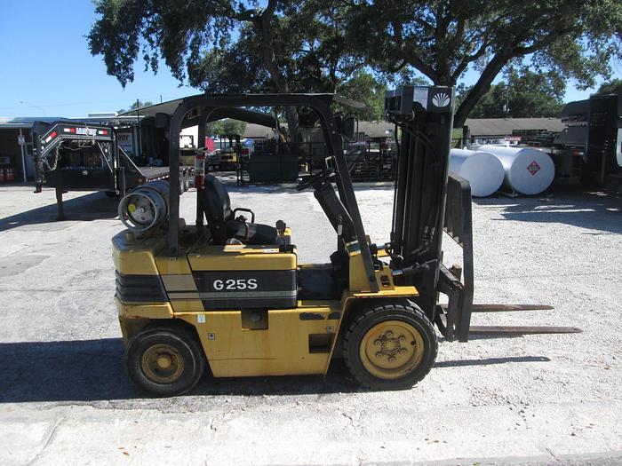 Used Daewoo G25S Forklift