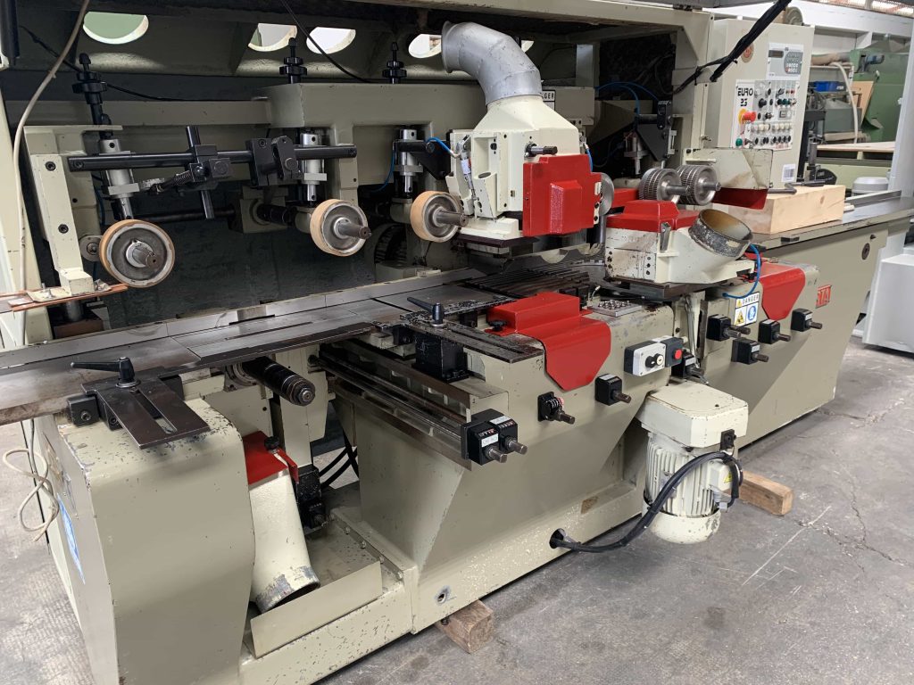 Usato 1998 Scorniciatrice marca Costa