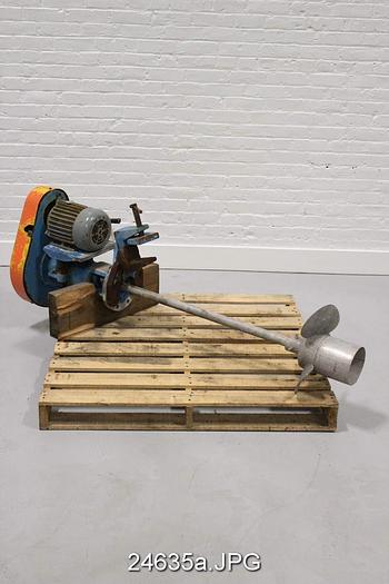 Used 15VM28 Top Mount Agitator #24635