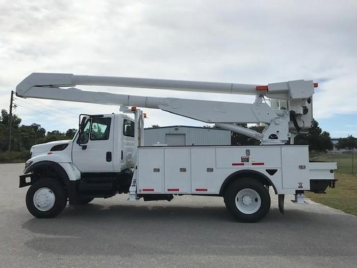 Used 2009 International 7300 4x4 Altec AA755-MH 60ft Bucket Truck - C17271