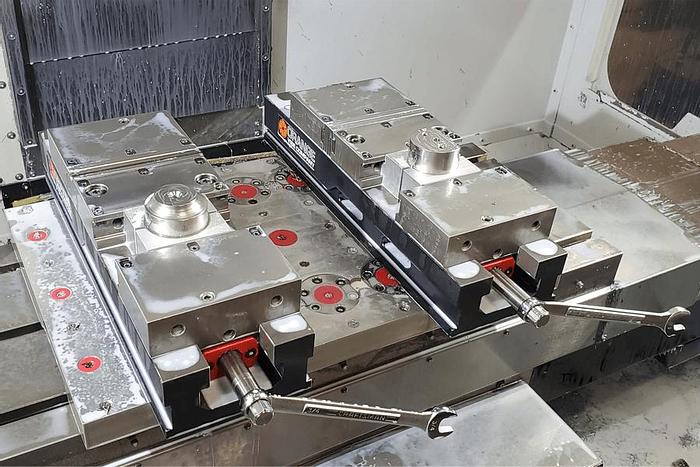 Used 2007 HAAS VF2SS Vertical CNC Mill Fourth Axis