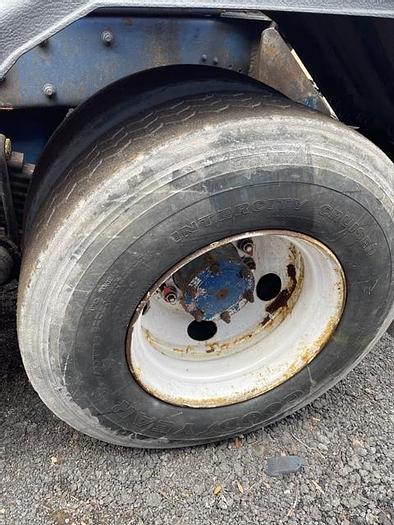 Used MACK ROLL-OFF 1999 RD 690 S GALBRAITH HOIST