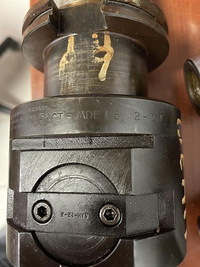 Used USED-DEVLEIG MICROBORE ADJUSTABLE BORING HEAD CAT 50 50CT-ADE 15 2-30 WITH 1" DIA. BORING BAR