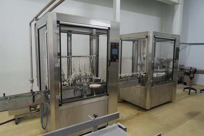 Used LIQUID FILLING LINE