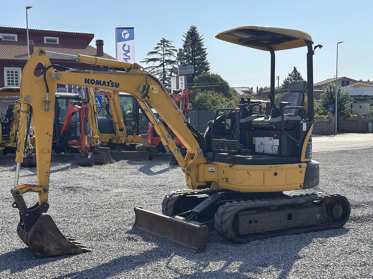 Usato 2014 KOMATSU PC26MR-3