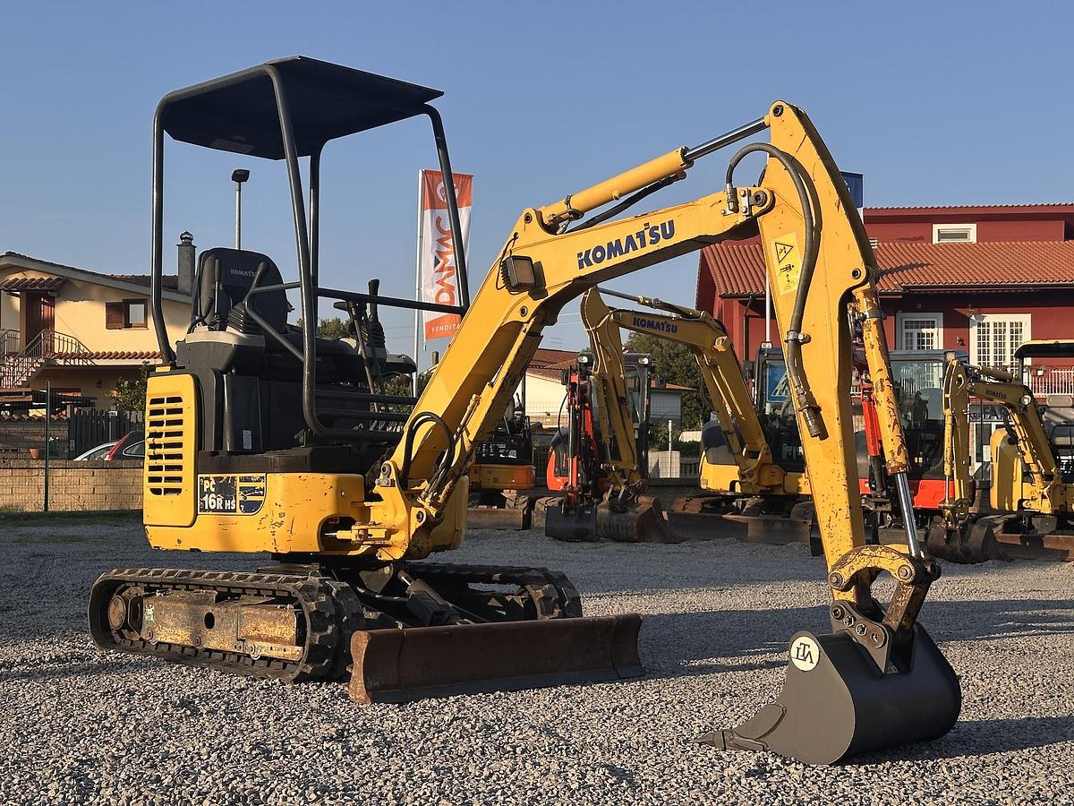 Usato 2012 KOMATSU PC16R-3HS
