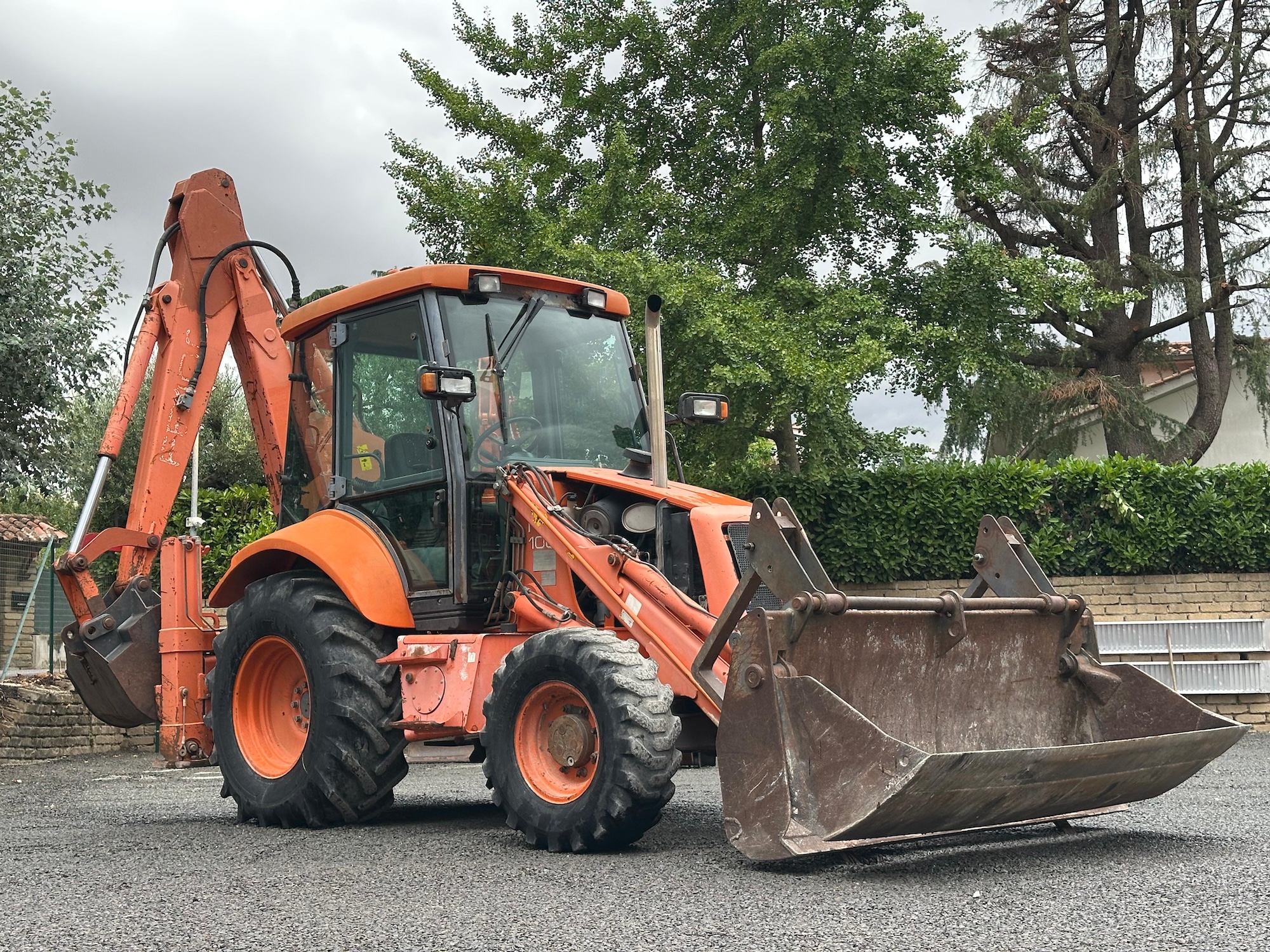 Usato TERNA RIGIDA FIAT HITACHI FB100.4 1998