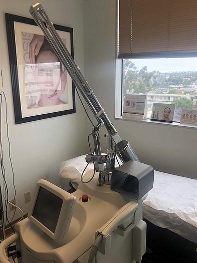 Used 2008 Sciton Profile w/ Erbium 2940 Profractional XC ,Micro LaserPeel & BBL w/ ST