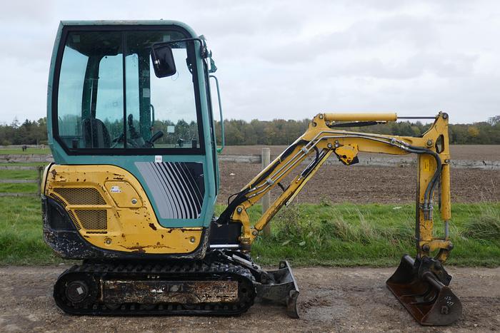 Used 2013 YANMAR SV15