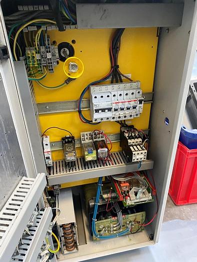 Used 1997 Arburg Allrounder Selecta 270S 250-60 Injection Moulding Machine